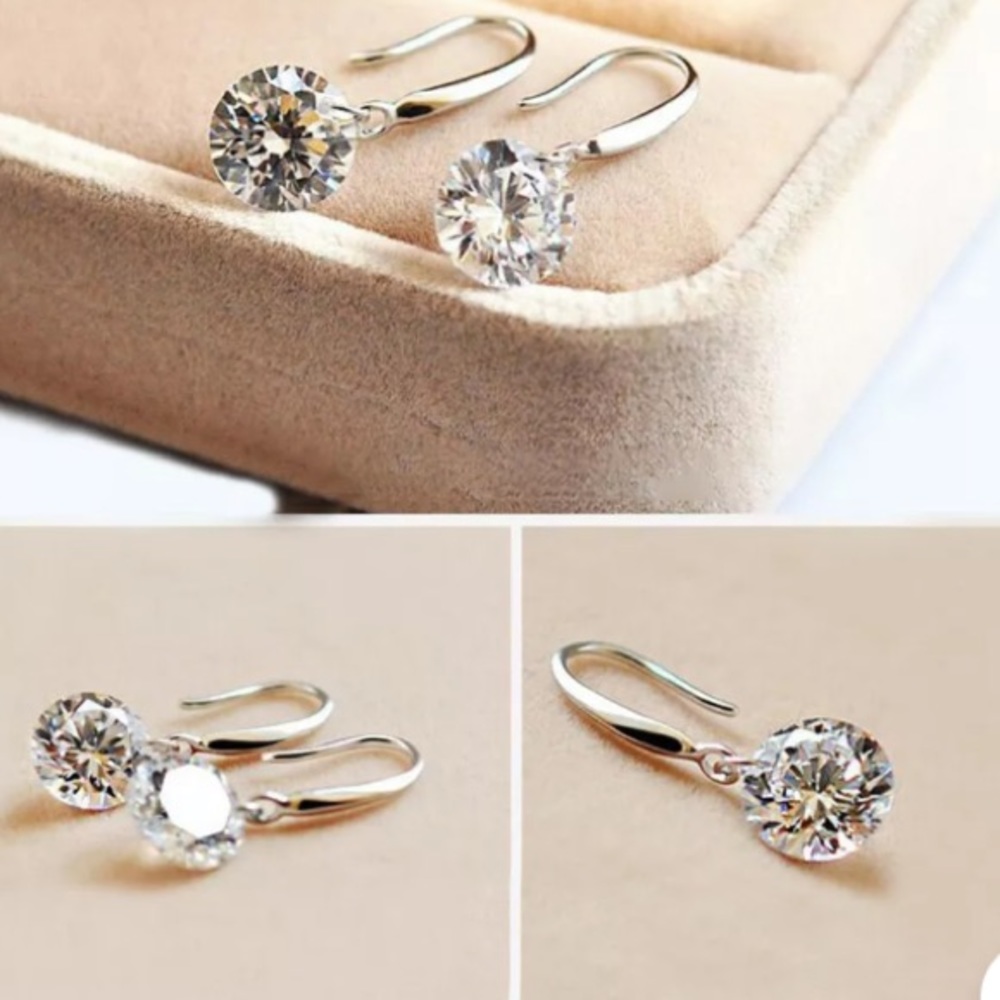 1 carat Diamond Earrings SOLD OuT